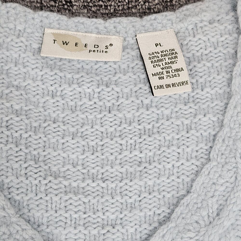 Vtg Tweeds‎ Angora Lambswool Baby Blue Cable Knit V Neck Sweater Crochet Hem PL - Picture 2 of 7